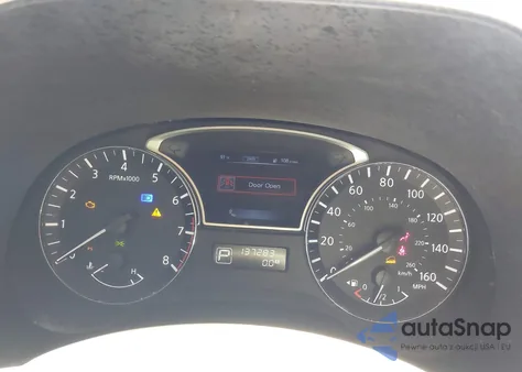 2015 Nissan Pathfinder Sl из США, поврежденный, VIN 5N1AR2MM7FC669632